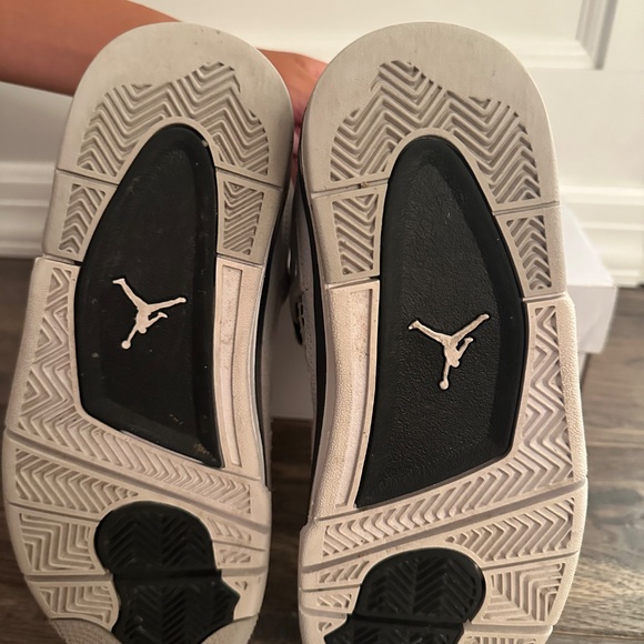 Jordan 4 Military Black - Picture 4 of 5